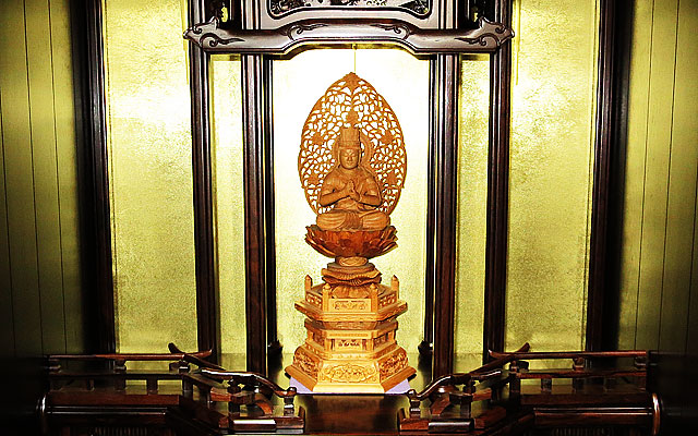 高品質な仏壇を特別価格でご提供致します。