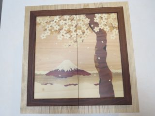 さくらと富士　日本の美術に思いを馳せる　壁掛け仏壇【ハートホール若葉展示中】